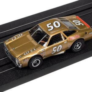 Auto World 36' Victory 400 4 Lane Slot Race Set HO Scale