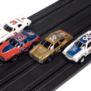 Auto World 36' Victory 400 4 Lane Slot Race Set HO Scale