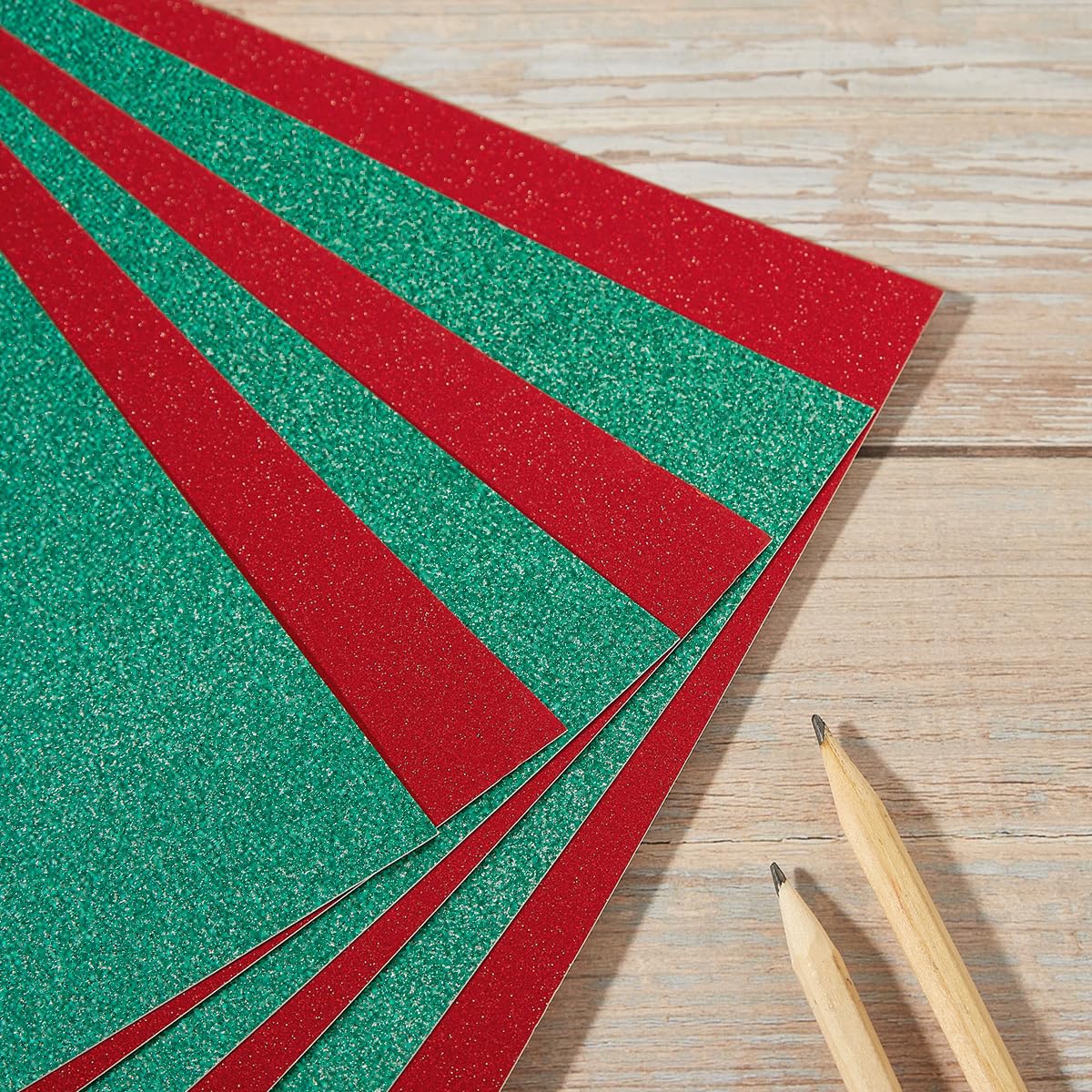 20 Sheets Glitter Thick Paper Cardstock Blank for DIY Birthday, Wedding Party Supplies, Invitation Cards Making, 8.5 x 11 inches (Christmas Green Red)