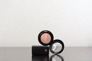 mac dazzleshadow eye shadow - last dance