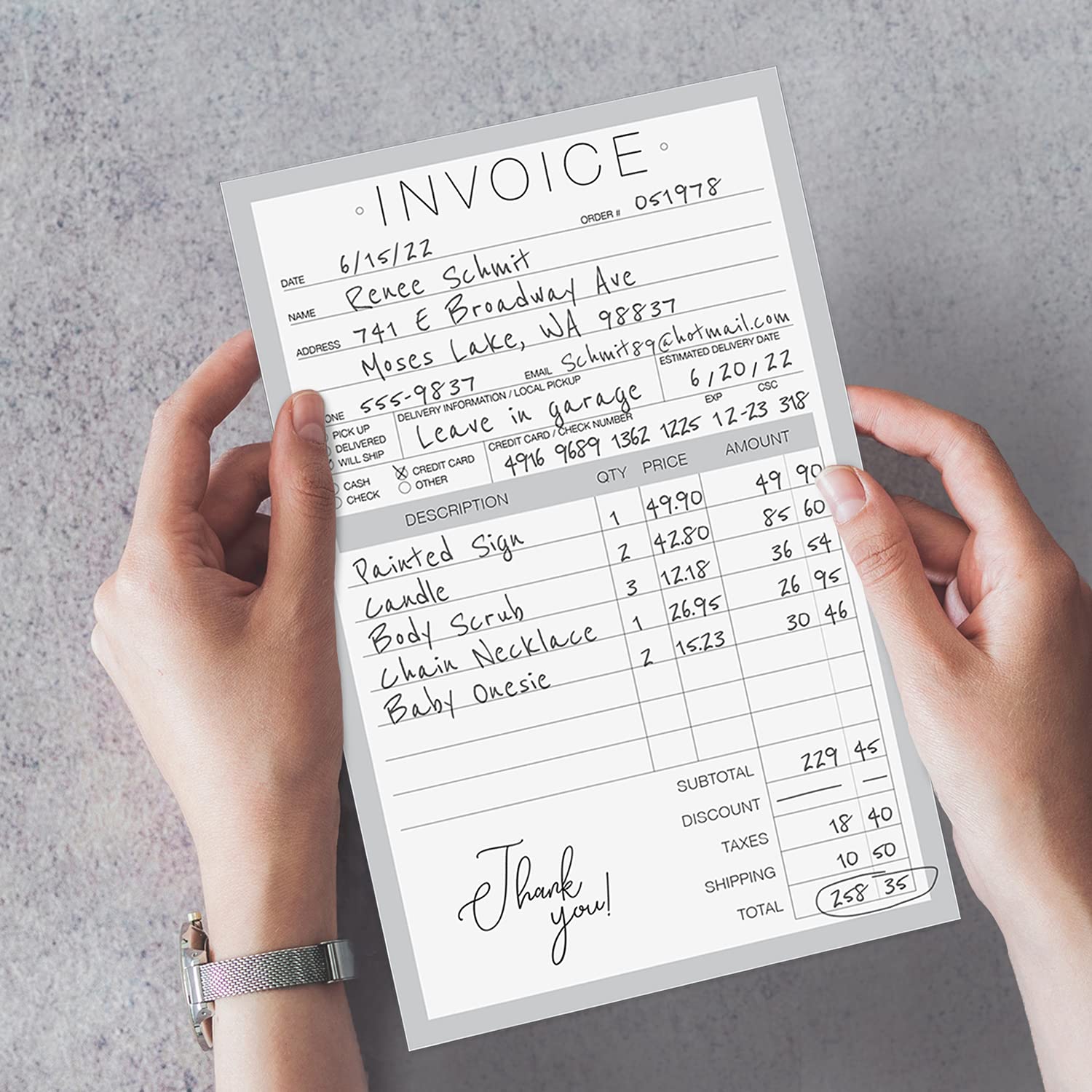 Chic 2-Part Carbonless Invoice Form Pad / 50 Sheets Per Pad / 5.5" x 8.5" Carbon Copy Purchase Sales Receipt Book