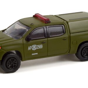 Greenlight 30318 2021 Chevy Silverado LT Trail Boss Z71 Police with Camper Shell - Carabineros de Chile - Grupo de Operaciones Policiales Especiales (GOPE) (Hobby Exclusive) 1/64 Scale Diecast