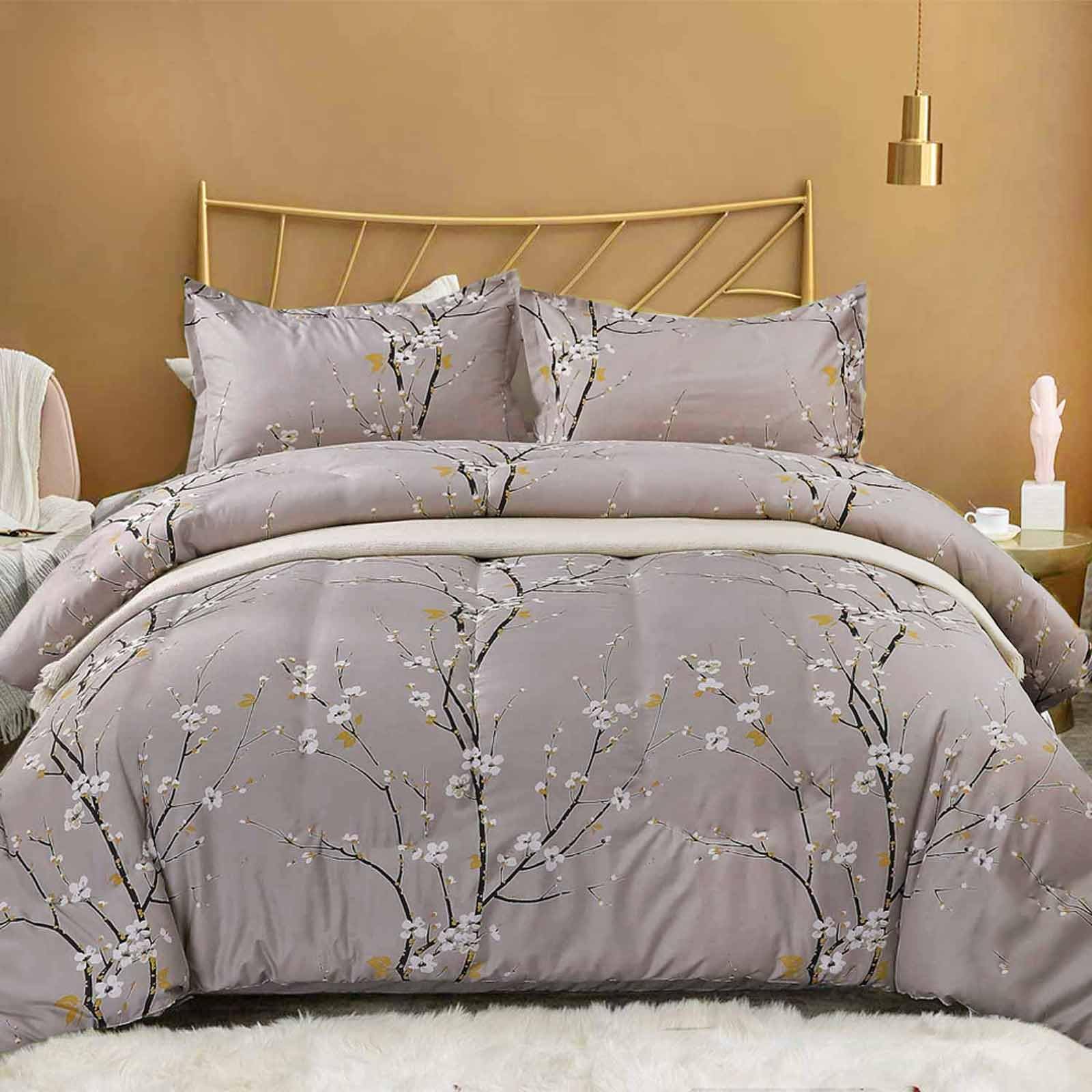 Nanko Queen Size Comforter Set, Grey Pastel Floral Print Soft Microfiber Bedding - All Season Quilted Comforter with 2 Pillowshams - Farmhouse Bed Set for Women Men 3pc 88 x 90 inch, Gray Flower