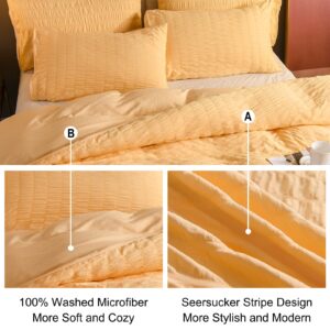 A Nice Night Seersucker Chic Comforter Set，Hotel Style Bedding Set,Soft Microfiber and Durable Bedding Set for All Seasons (Yellow, Queen(88-by-88-inches))