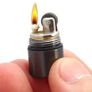 the world's smallest kerosene lighter! height 2.5cm/φ 1.3cm capsule lighter portable metal miniature edc gear waterproof tiny peanut lighter (fuel not included) (mini black)