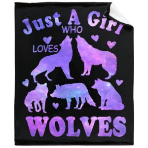 wolf blanket stuffed just girl who loves wolves plush gift for kid women toddler fleece throw cute purple animal lover lightweight sheet super soft flannel blankets decor bed chair sofa-50"x40" small