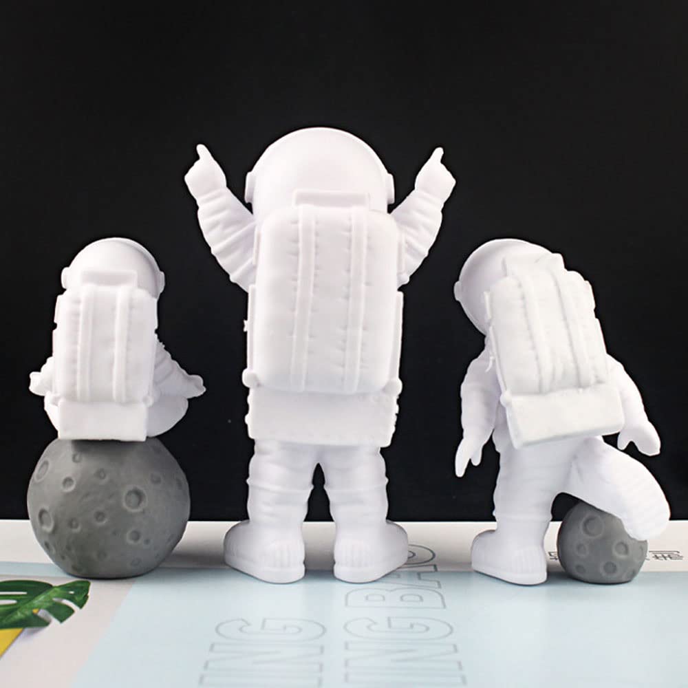 3Pcs Astronaut Figurines Cake Topper Outer Space Cake Decoration Spaceman Model Display Miniature Astronaut Action Figure Statue for Kids Party Gift Decor