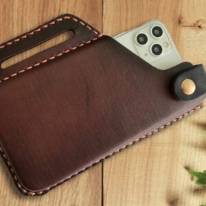 Case for iPhone 5 13 Pro Max, made of genuine leather with a belt clip (iPhone XR)