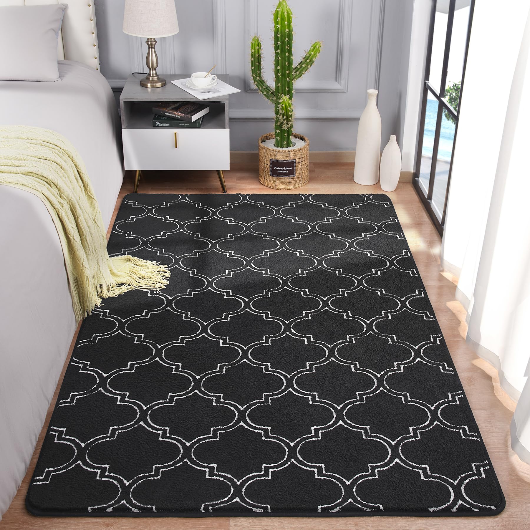 Chicrug Shag Geometric 4x6 Area Rug for Living Room, Large Modern Memory Foam Indoor Carpet, Fluffy Rug for Bedroom Bedside Room Decor for Family Girls Kids Nursery, Black/White