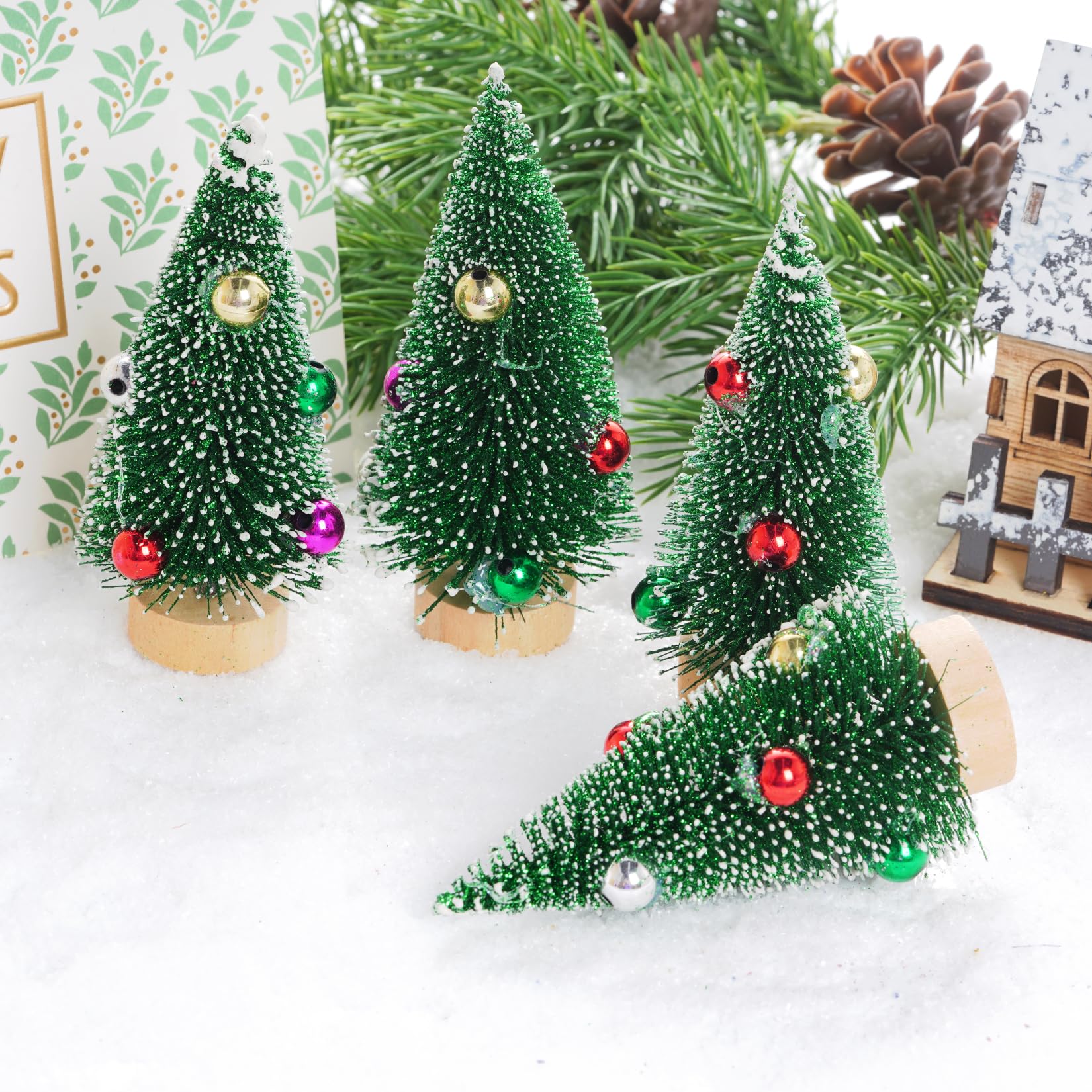 Yookat 12Pcs Mini Christmas Trees Small Sisal Trees Mini Pine Trees with Wood Base Mini Bottle Brush Trees Artificial Mini Christmas Trees Assorted Color for Christmas Winter Decoration (Green)