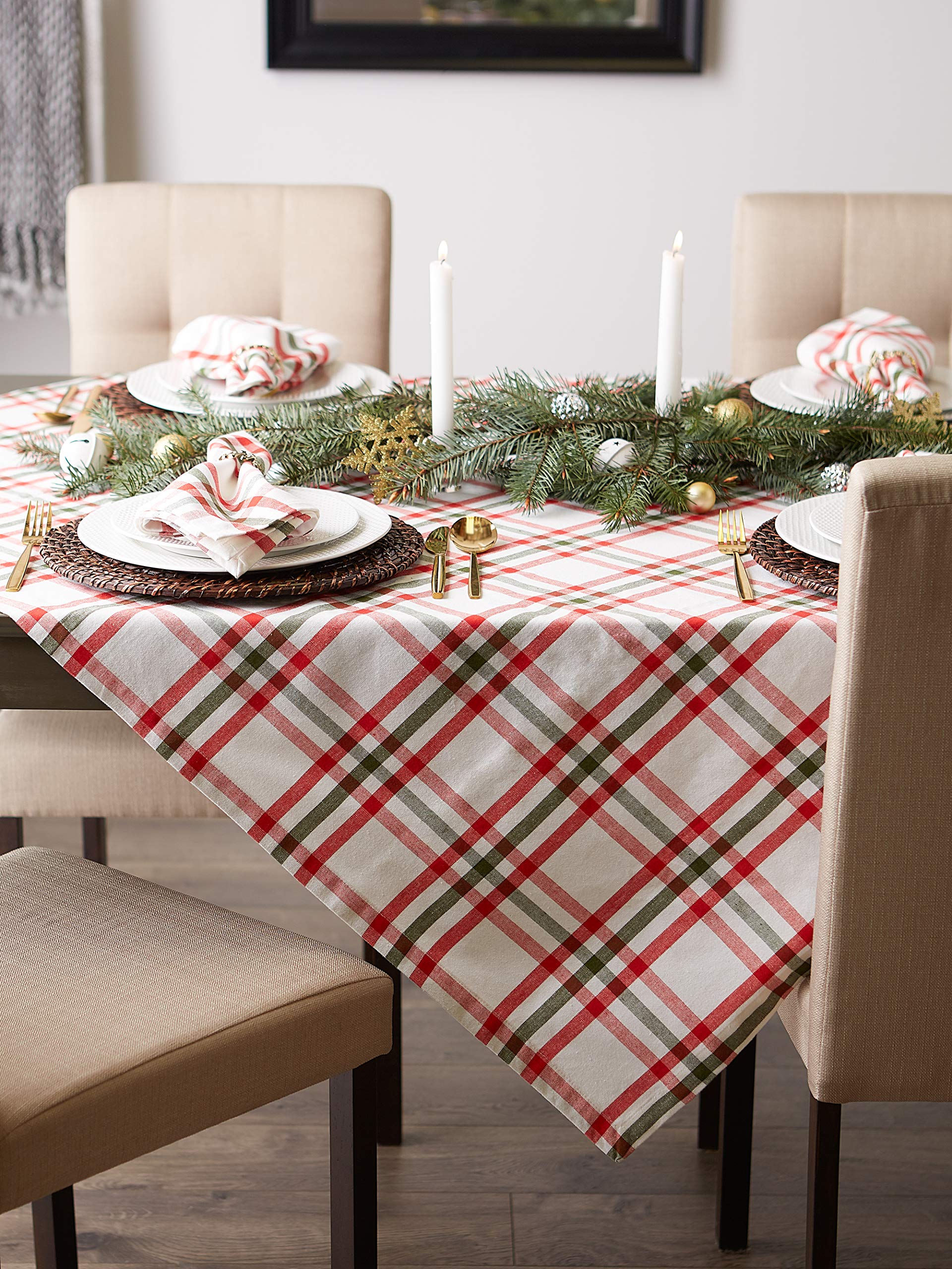 DII Jolly Christmas Tree Collection Holiday Table & Kitchen Décor, Tablecloth, 70" Round, Christmas Plaid