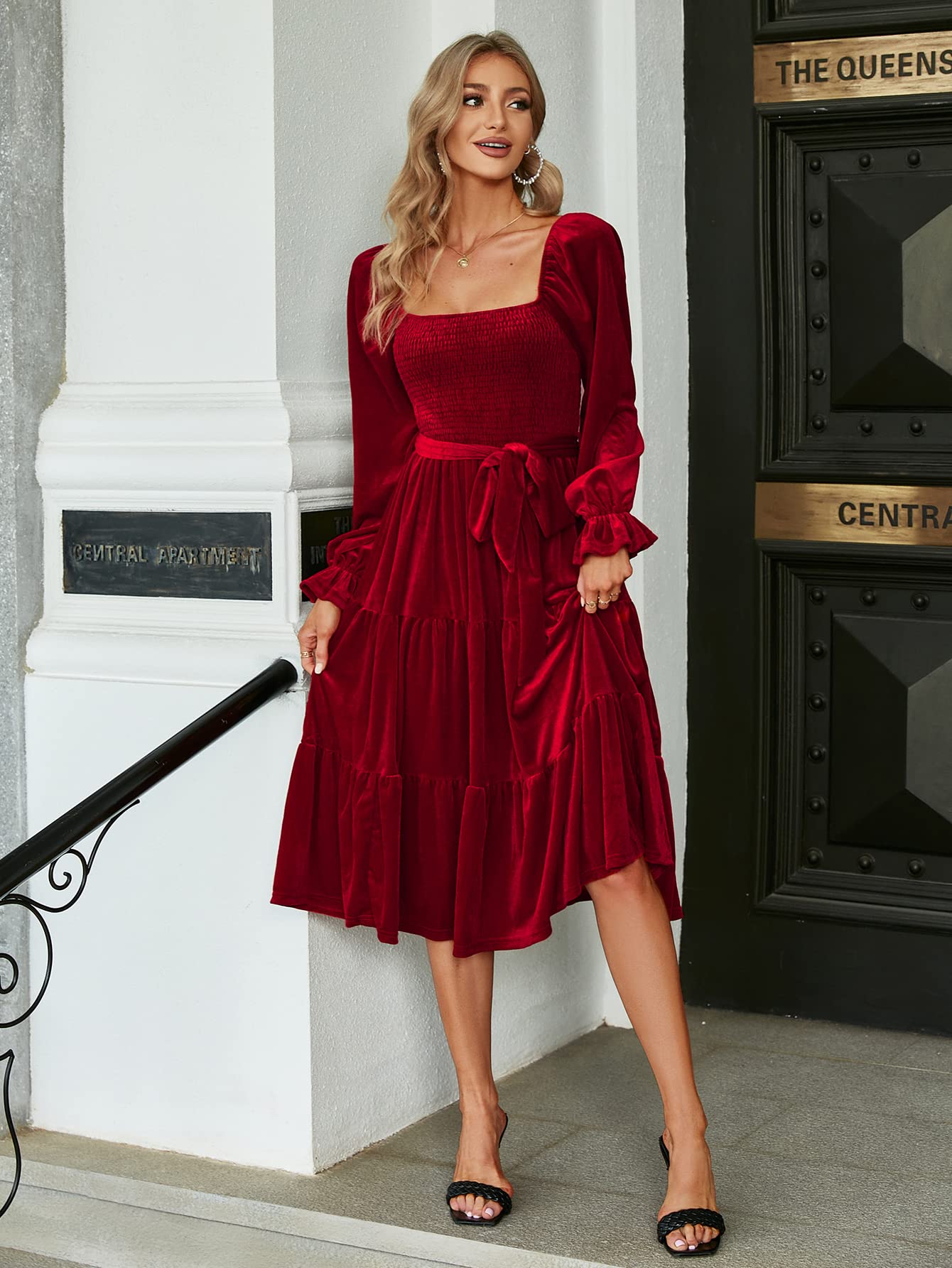 Amegoya Women's Fall Wedding Guest Long Sleeve Velvet Dress Elegant Square Neck Semi Formal Party Midi Bridesmaid Dresses (M Red)