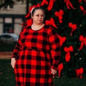 RITERA Plus Size Dress for Women 4X Black and Red Plaid Long Sleeve Dress Elastic High Waist Crewneck Fall Winter Flowy Casual Christmas Dress with Pocket 4XL 24W 26W