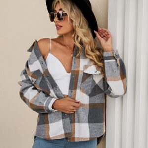 APAFES Women’s Warm Plaid Shirt Soft Sherpa Lined Shacket Casual Snap Fastener Truck Jacket with Pockets(643-GreyKhaki-M)