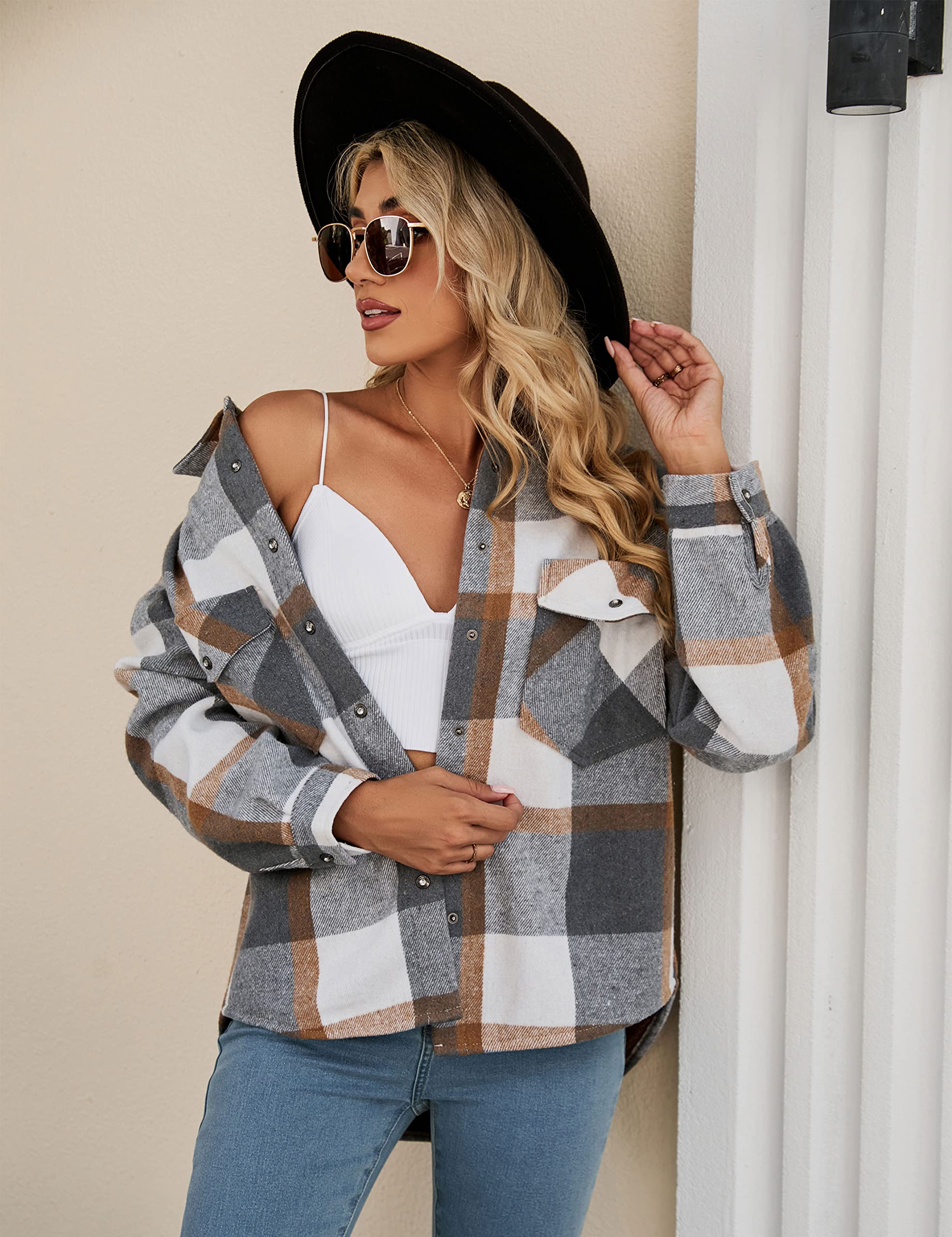 APAFES Women’s Warm Plaid Shirt Soft Sherpa Lined Shacket Casual Snap Fastener Truck Jacket with Pockets(643-GreyKhaki-M)