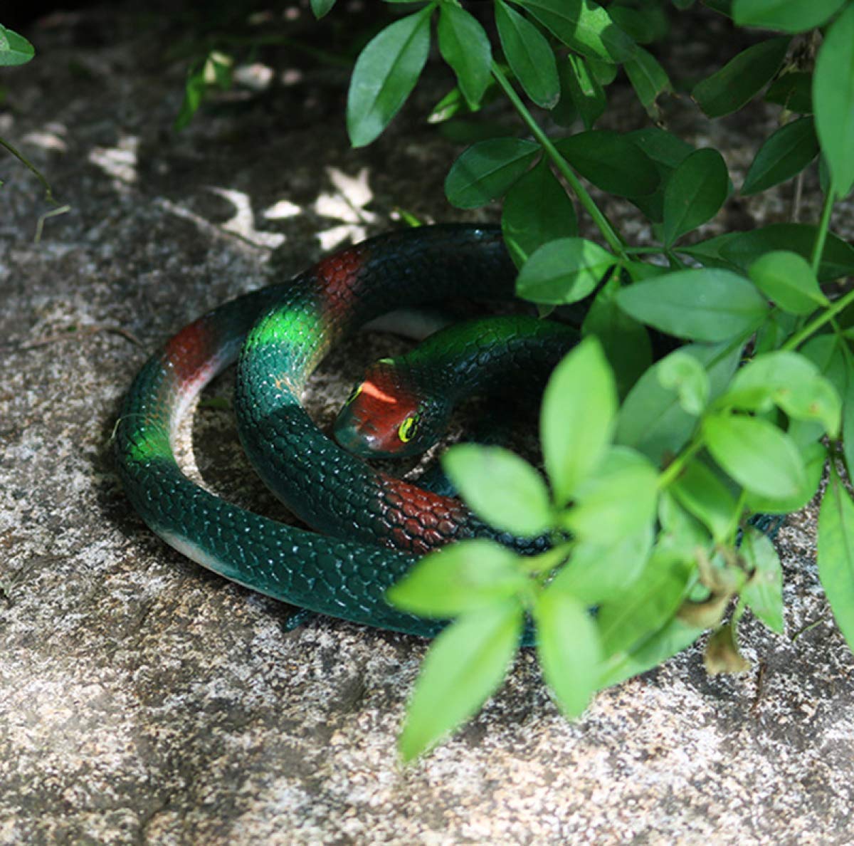 LRCXL Rubber Snakes to Keep Birds Away - 4 Pieces Realistic Fake Snake Toys for Garden Props to Keep Birds Away, Scare Squirrels, Mice, Pranks