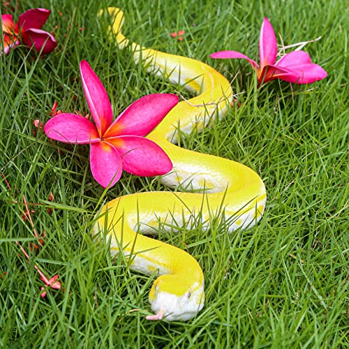 SIENON Realistic Fake Snakes Toy Soft Rubber Snake Figure Garden Snake Scare Birds and Squirrels, Python Action Model Snake Toy Figurines Stress Relief Toys Halloween Prank Props (Python)