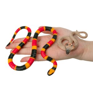 Toymany 8PCS Snake Figures Safari Animal Figurines, Realistic Jungle Animals Toy Set Halloween Fake Snake with Cobra Python Figure, Prank Props Scary Snake Christmas Birthday Tricky Toy Party Favor