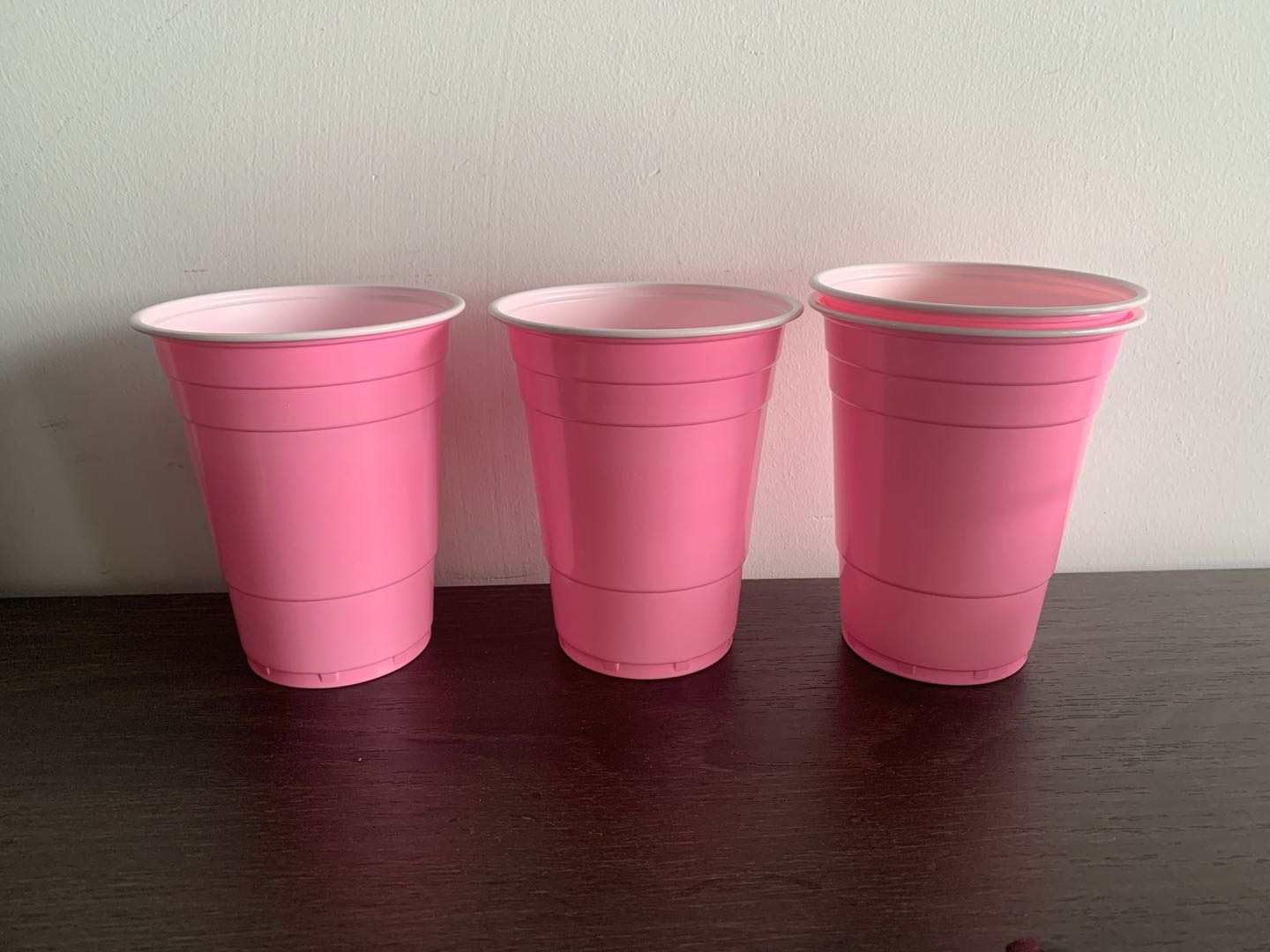 16 Oz Unicorn Color Themed Pink and Purple Disposable Party Cups, 50 Plastic Cups (Total), Strong & Sturdy, BPA free