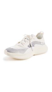 apl: athletic propulsion labs women's streamline sneakers, ivory/smoke, off white, stripe, 7 medium us