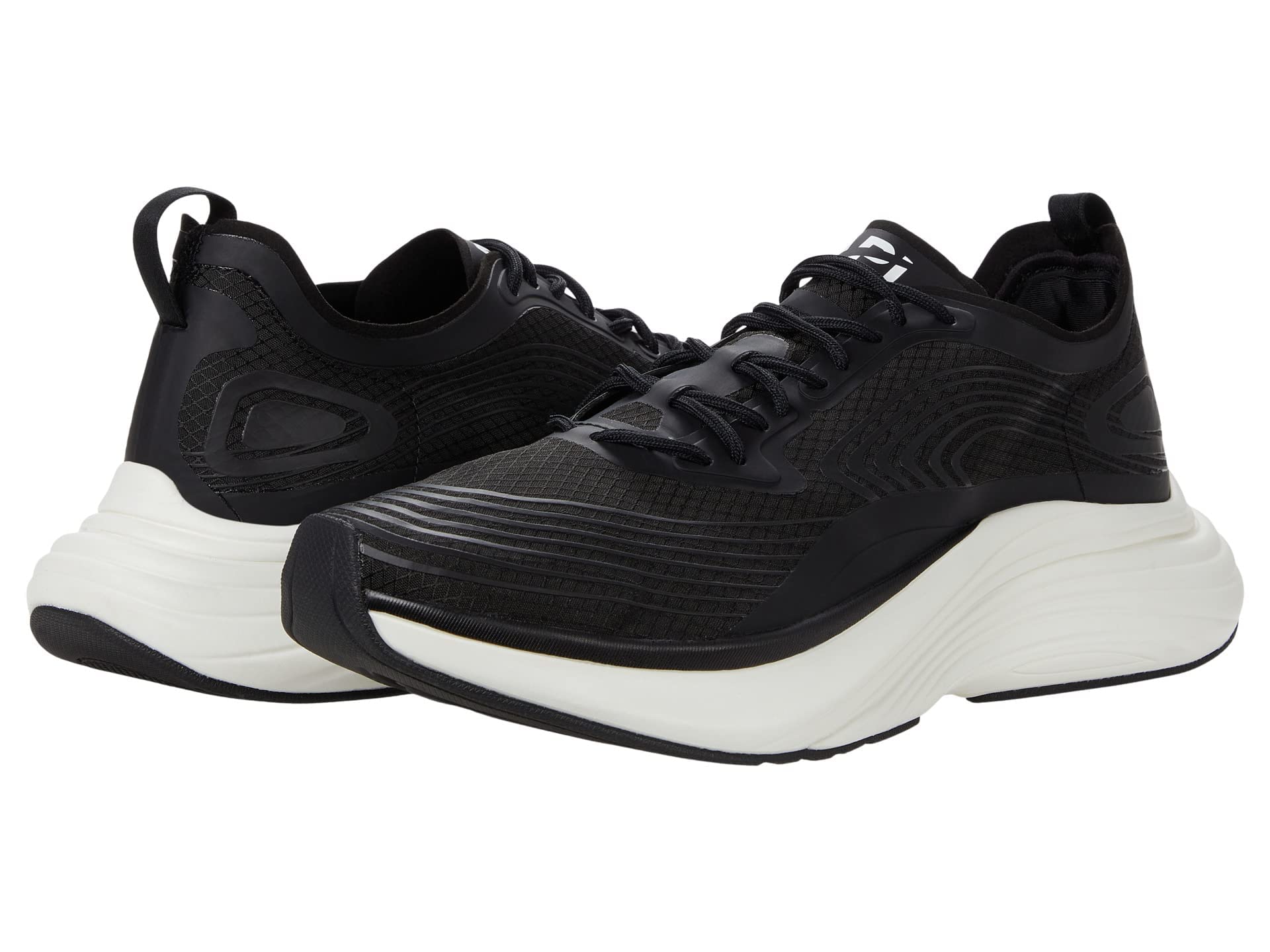 Athletic Propulsion Labs (APL) Streamline Black/Black/White 5.5 B (M)