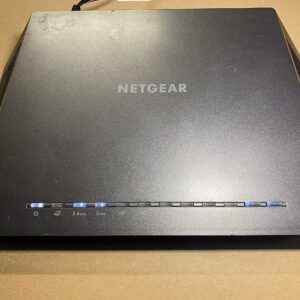 NETGEAR Nighthawk AC1900 Dual Band Wi-Fi Gigabit Router (R7000)