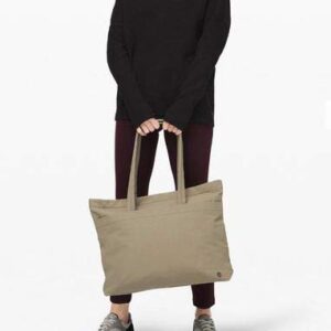 lululemon On My Level Tote Bag 15L Highlander Brown