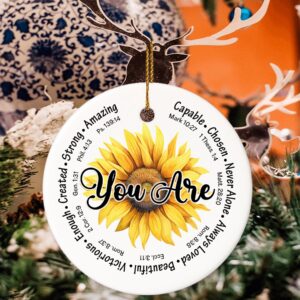 BSQUIELE Christian Christmas Ornaments, Family Religious Gifts for Men Women, Christian Decorations for Home, Religious Decor, Christian Friend Christmas Ornaments Gifts, Ceramic Christmas Ornament