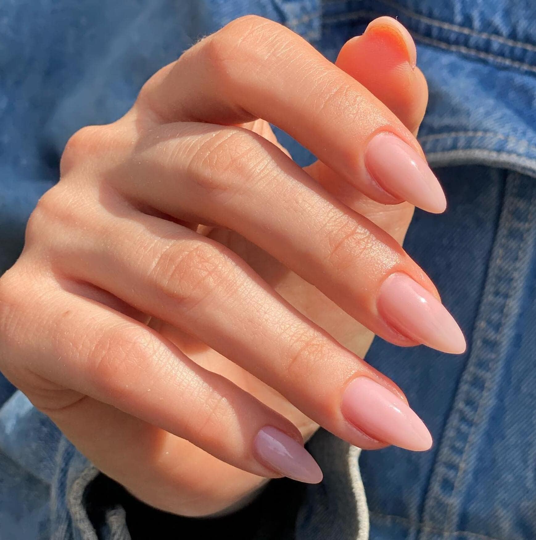 Light Pink Press on Nails Medium Fake Nails,KXAMELIE Almond Nails Glue on,Salon Perfect Press on Nails Almond Shaped,Glossy Medium Glue Nails for Women Girls in 12 Sizes,24Pcs Valentines Nails