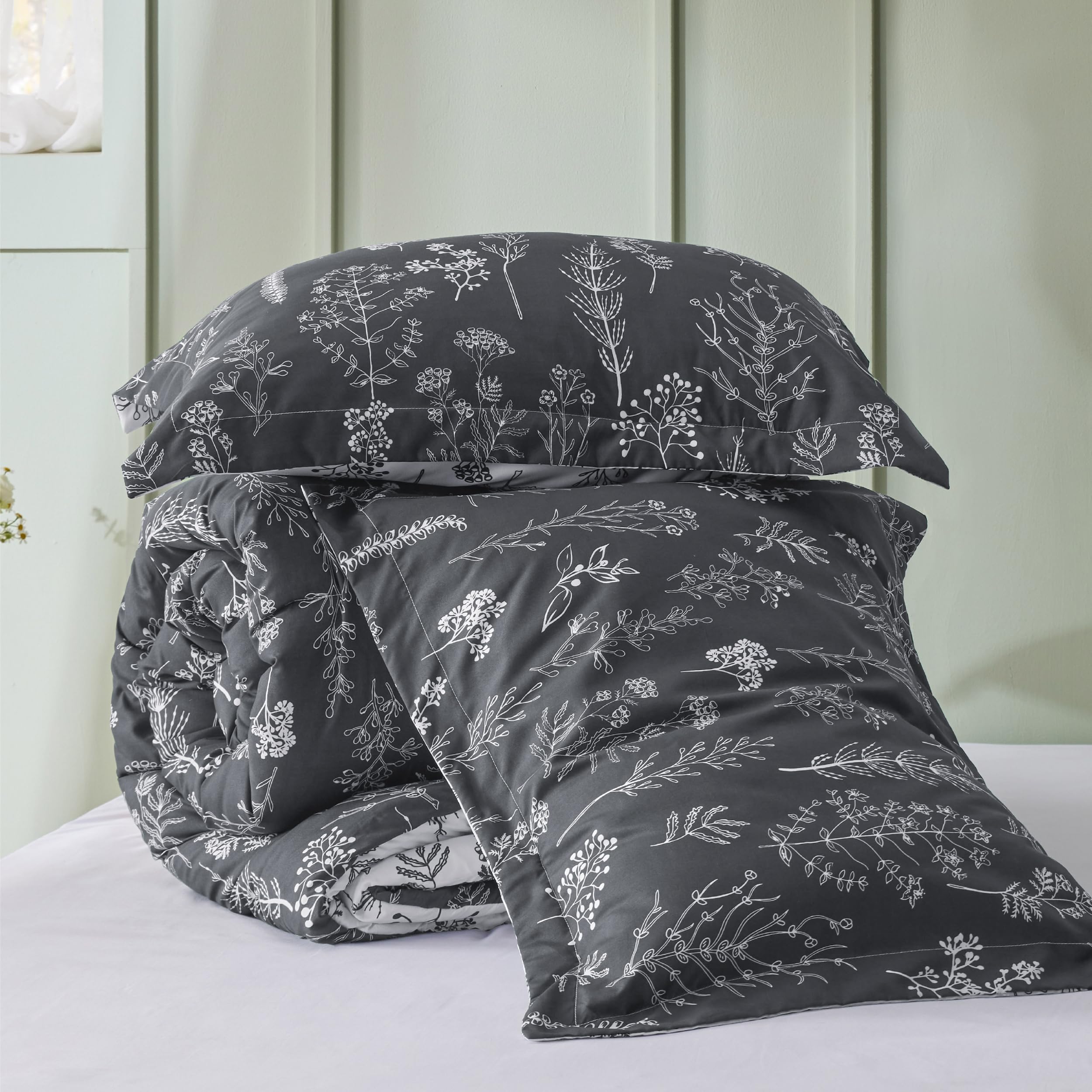 Bedsure King Comforter Set - Dark Grey Comforter, Cute Floral Bedding Comforter Sets, 3 Pieces, 1 Soft Reversible Botanical Flowers Comforter and 2 Pillow Shams