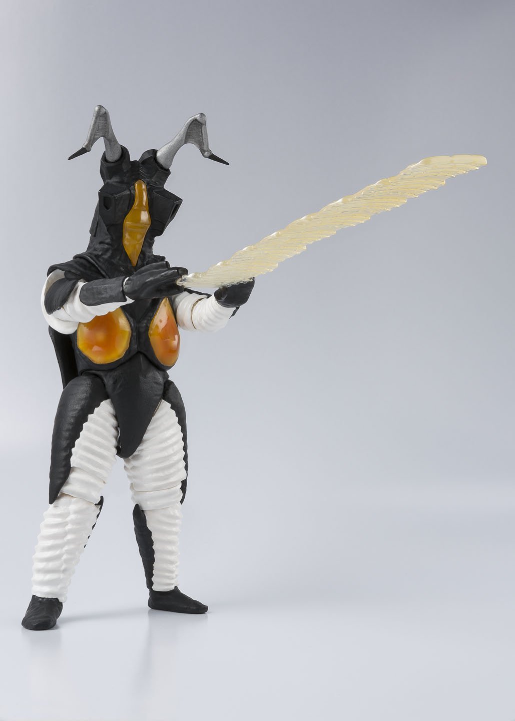 Bandai Tamashii Nations S.H. Figuarts Zetton "Ultraman" Action Figure