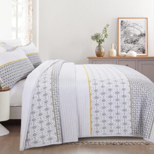 HOMBYS Oversized King Bedspread Boho Striped Pattern Quilt Set 3 Pcs Lightweight, Soft & Breathable Coverlet Beding Set for All Season