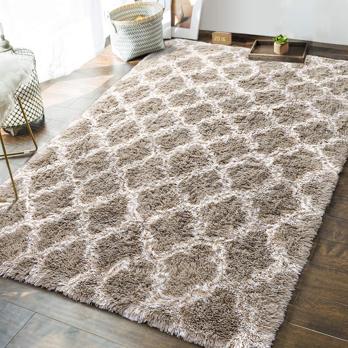 Andecor 5x8 Area Rugs for Bedroom Living Room, Shaggy Geometric Indoors Carpet for Dorm Girls Boys Kids Room Nursery Home Decor Aesthetic Rug, Camel and White