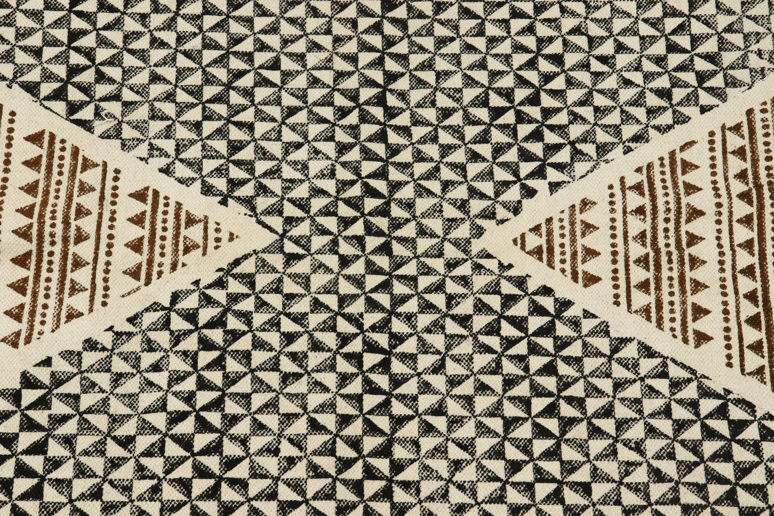 CASAVANI Collection Runner - 5x10 Area Rug Black & Brown Cotton Dhurrie Geometric Kilim Rug Indoor Outdoor Use Carpet Flatweave Rugs for Home & Foyer Corridor Hallway & Stair Runner