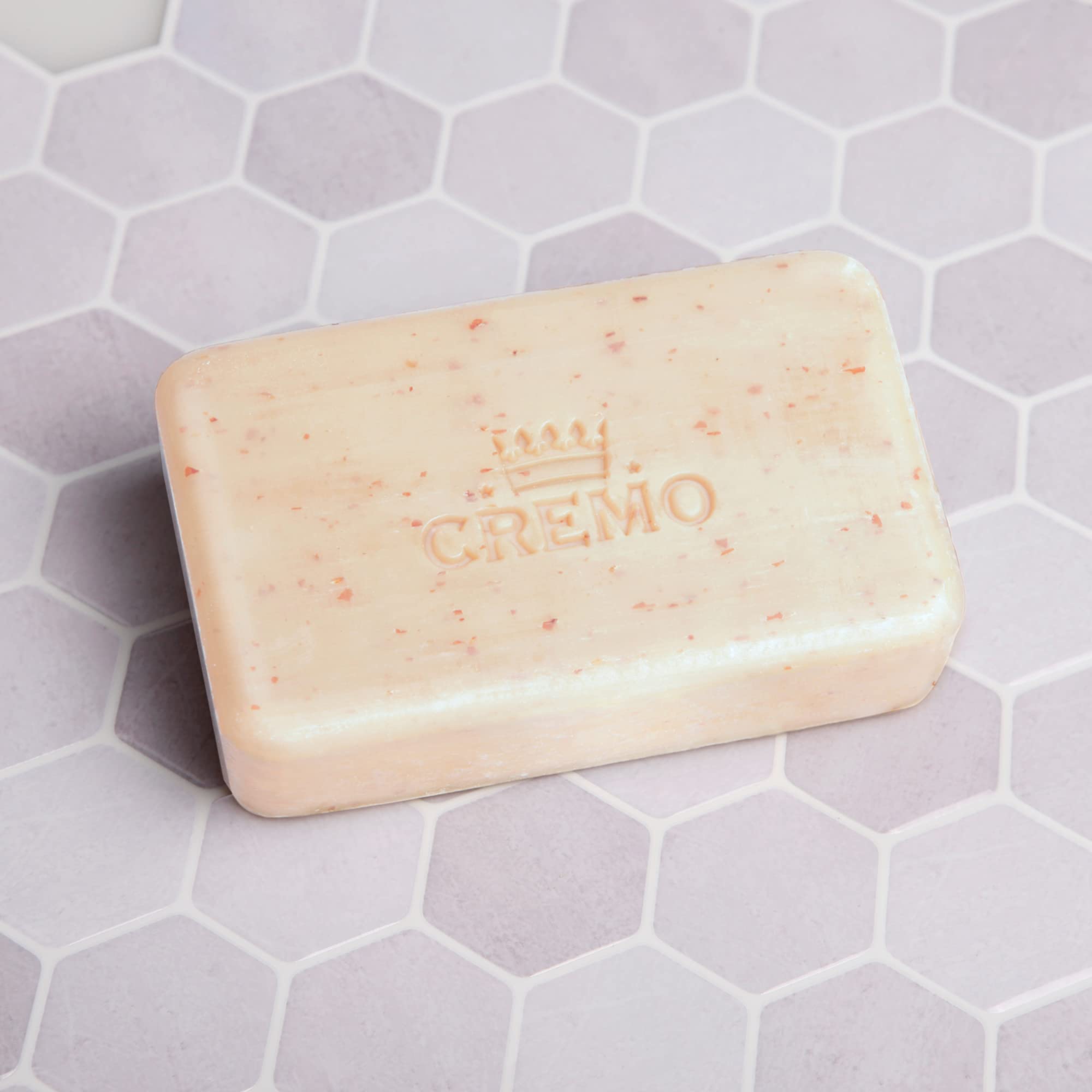 Cremo Exfoliating Body Bars Distiller's Blend (Reserve Collection) - A Combination of Lava Rock and Oat Kernel Gently Polishes While Shea Butter Leaves Your Skin Feeling Smooth & Healthy (Pack of 3)