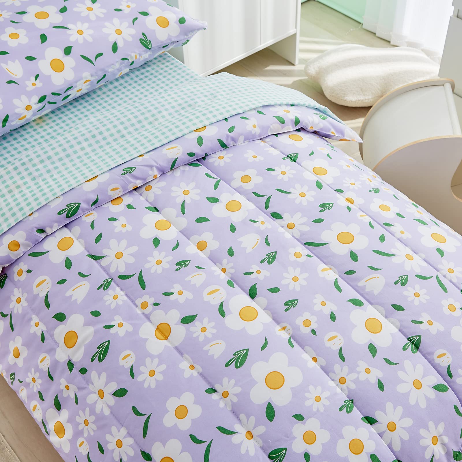 UOZZI BEDDING 4 Pieces White Girls Toddler Bedding Set Purple Floral Style - Includes Adorable Quilted Flower Comforter, Green Plaid Fitted Sheet, Top Sheet, and Pillow Case for Girls Bed