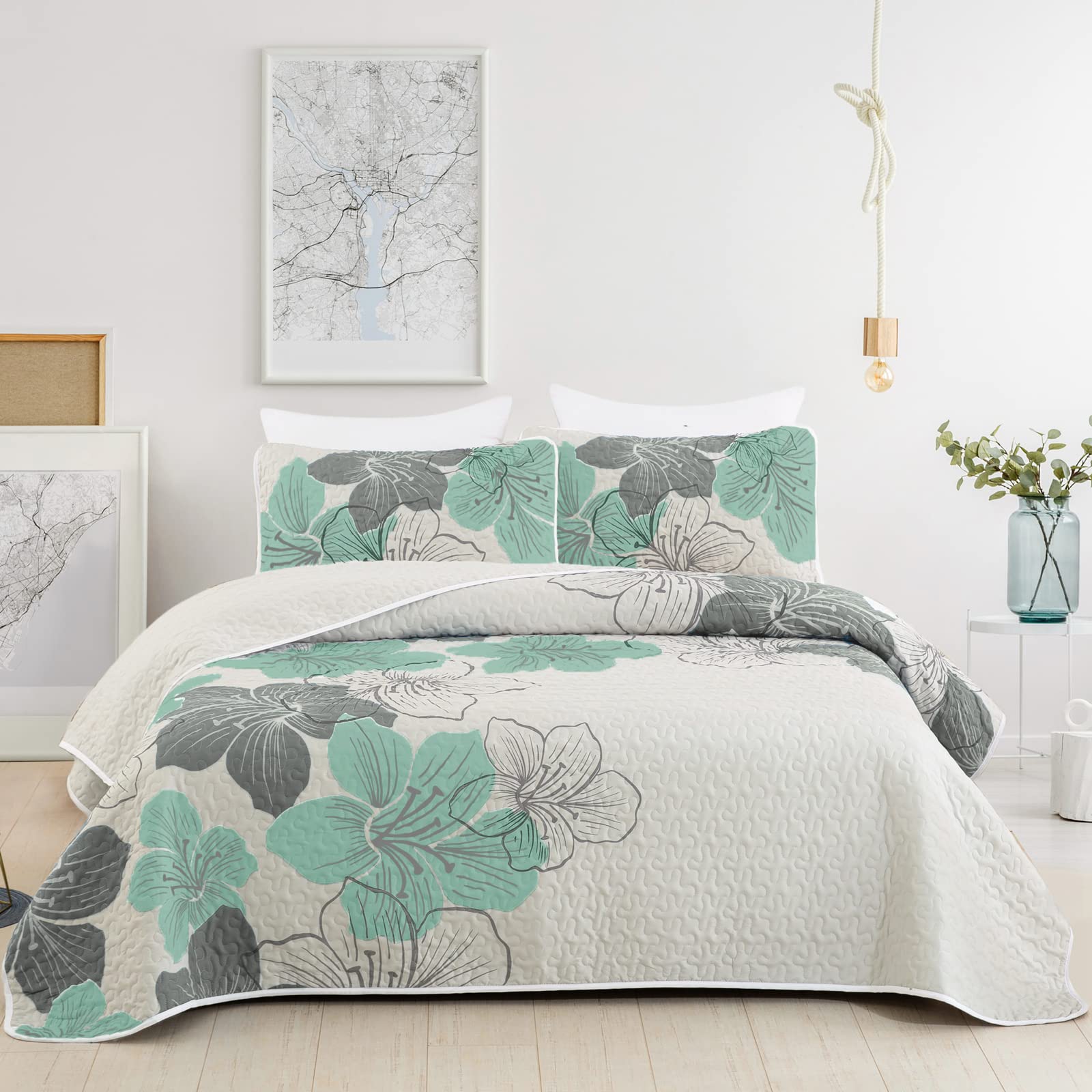 DJY 3 Pieces Quilt Set King Green Floral Pattern Quilt Coverlet Elegant Boho Bedspread with 2 Pillow Shams Soft Lightweight Bedding Quilt Set for All Season 104"x90"