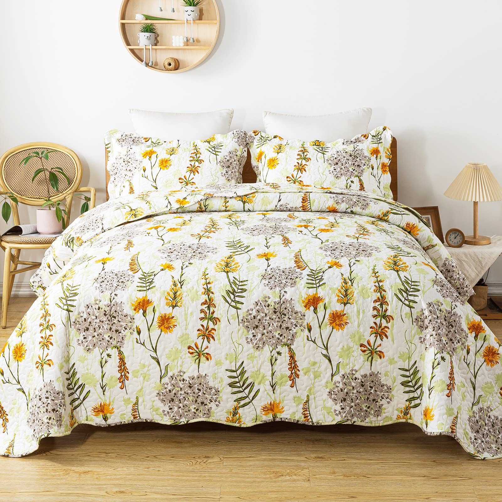 HoneiLife Queen Quilt Bedding Set - 3 Pieces Microfiber Quilt sets Lightweight Bedspreads Reversible Coverlets Retro Bed Cover Floral Bedding Set All Season Quilts-Yellow