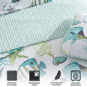 King Coastal Quilt Bedding Set, Summer Coastal Quilt with Shams, Beach 3-Piece Reversible All Season Bedspread Quilt Set. Lightweight Nautical Quilted Coverlet. Seaside Collection, Blue Fish