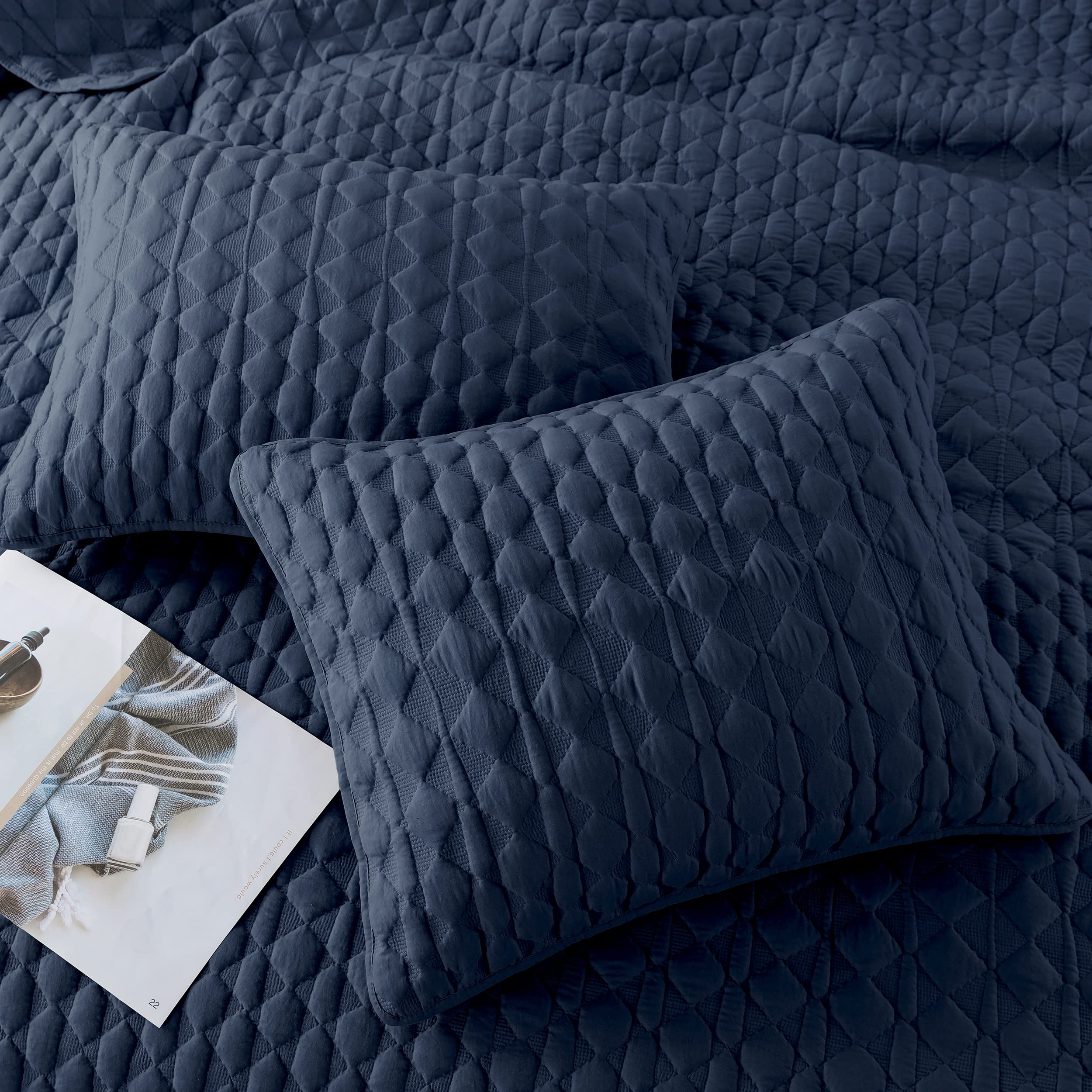 WDCOZY Navy Blue Quit Twin Size Bedding Sets with Pillow Sham, Lightweight Soft Bedspread Coverlet, Quilted Blanket Thin Comforter Bed Cover, All Season Spring Summer, 2 Pieces, 68x90 inches