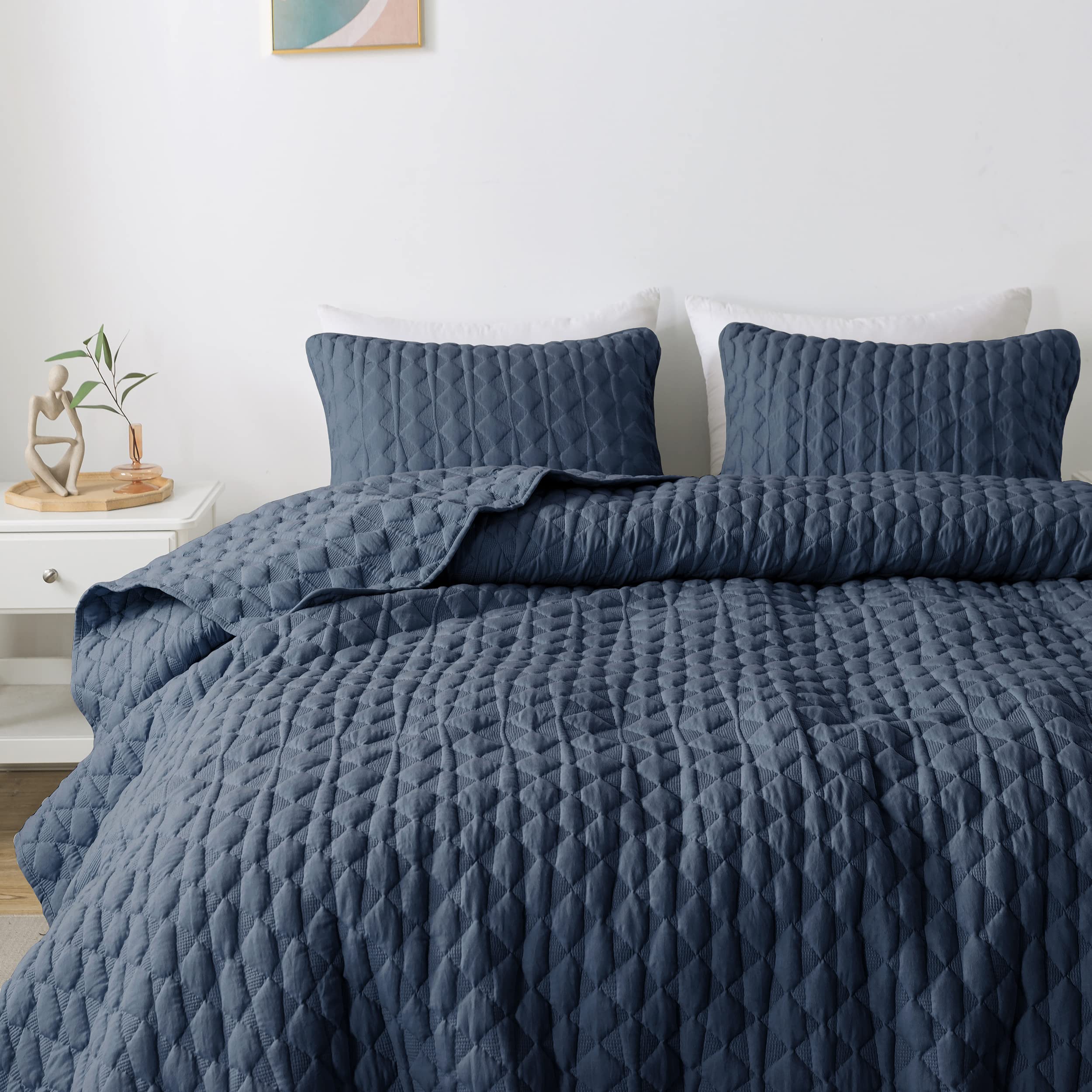 WDCOZY Navy Blue Quit Twin Size Bedding Sets with Pillow Sham, Lightweight Soft Bedspread Coverlet, Quilted Blanket Thin Comforter Bed Cover, All Season Spring Summer, 2 Pieces, 68x90 inches