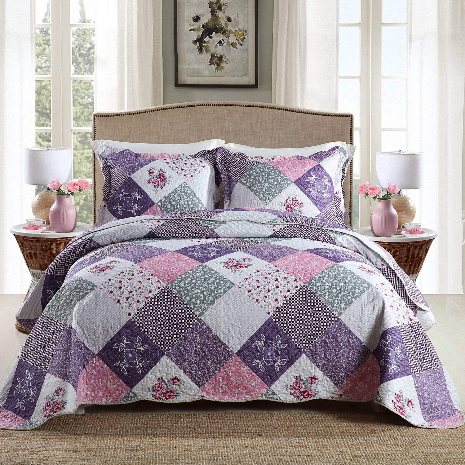 HoneiLife Quilt Set Queen Size - 3 Piece Microfiber Reversible Bedspreads Patchwork Coverlets Floral Bedding Set All Season Quilts with Geometric and Little Rose Print Pattern