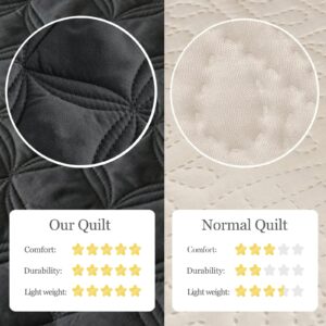 Exclusivo Mezcla Dark Grey Quilt Set Queen Size (90"x96"), Lightweight Summer Quilt Full Queen for All seasons, Soft Modern Geometric Bedspread Coverlet, 3 Piece (1 Quilt, 2 Pillow Shams)