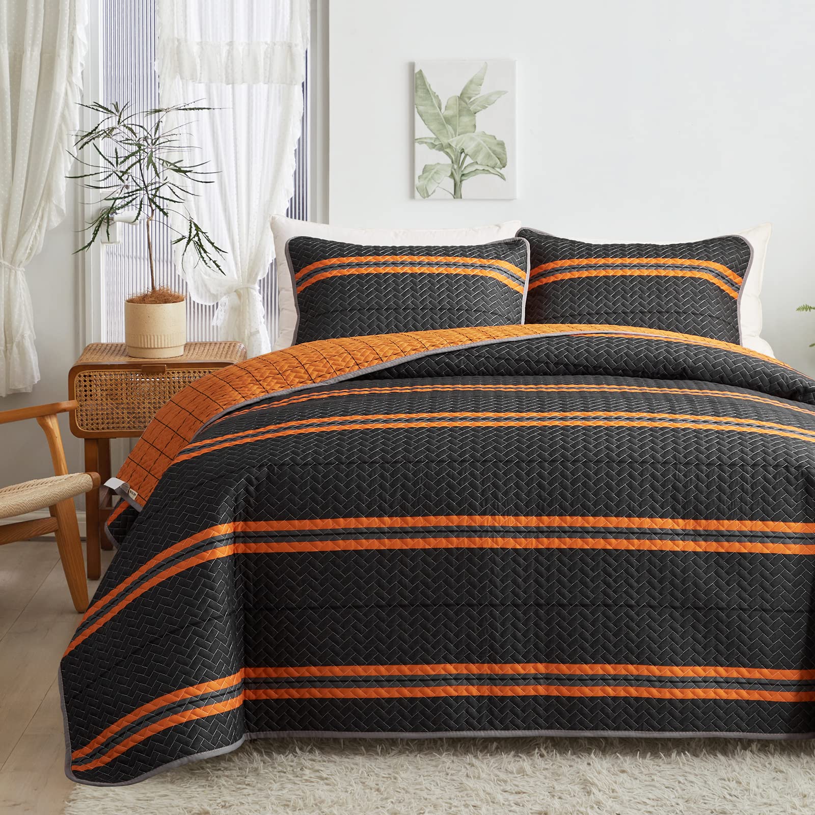 Flysheep Modern Boho Quilt Set Full Queen Size, 3 Pcs Bright Orange Striped on Black Bedspread, Soft Microfiber Coverlet for All Season - 1 Quilt and 2 Pillow Shams