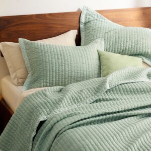 Bedsure Green Bedspread Coverlet Queen Size - Lightweight Soft Quilt Bedding Set for All Seasons, Corduroy Pattern Quilt Set, 3 Pieces, 1 Quilt (90"x96") & 2 Pillow Shams (20"x26"+2")