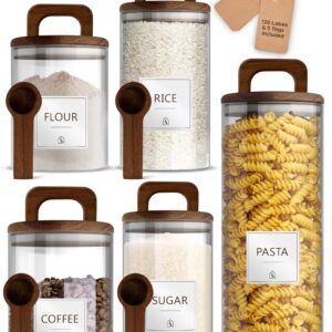 BELLE TERRE Premium Glass Jar Set - 5 Canisters with Airtight Natural Acacia Lids, Custom Labels & Spoons - Food Storage Containers & Pantry Organization - 17oz, 34oz, 68oz - Transparent, Durable