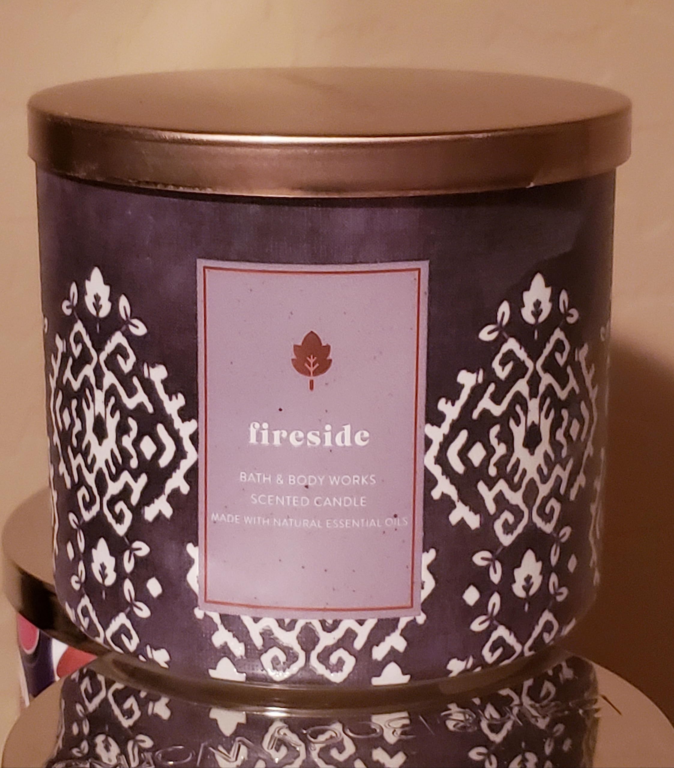 Fireside Candle ~ 3 Wick ~ 2021 ~ White Barn Candle ~ Bath and Body Works