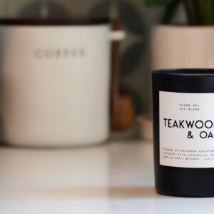 Leoben Co | Masculine Aromas | Small Batch | Soy Wax | 40 Hours | Scented Mens Candles with Natural Essential Oils | Vegan (Teakwood & Oak)