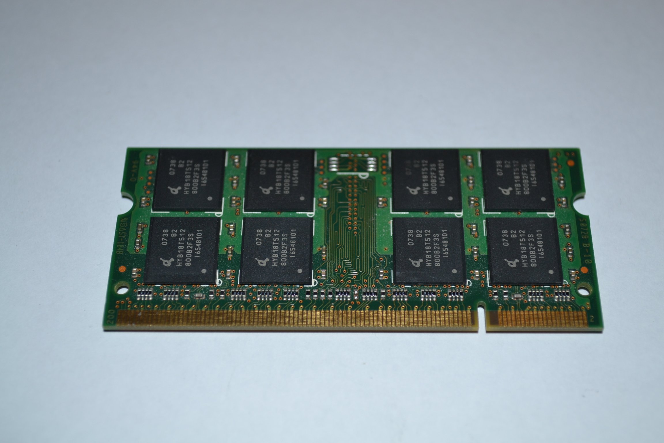 1GB (1X1GB) PC2-4200 533MHz DDR2 SDRAM SODIMM 200-pin Memory Module