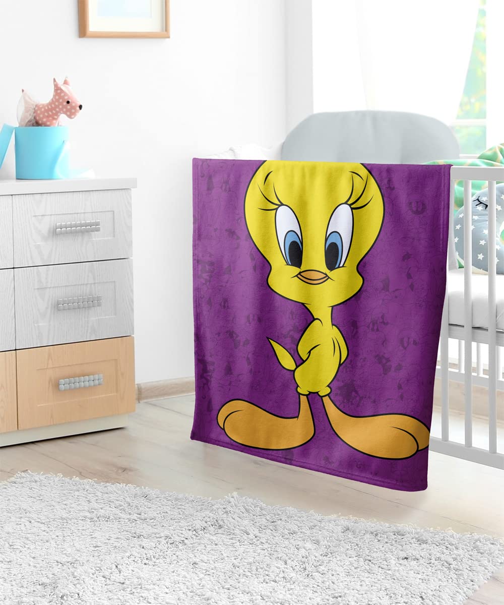 LOGOVISION Looney Tunes lightweight baby blanket, 30"X40", Tweety Bird Character Unisex for infants Girls & Boys